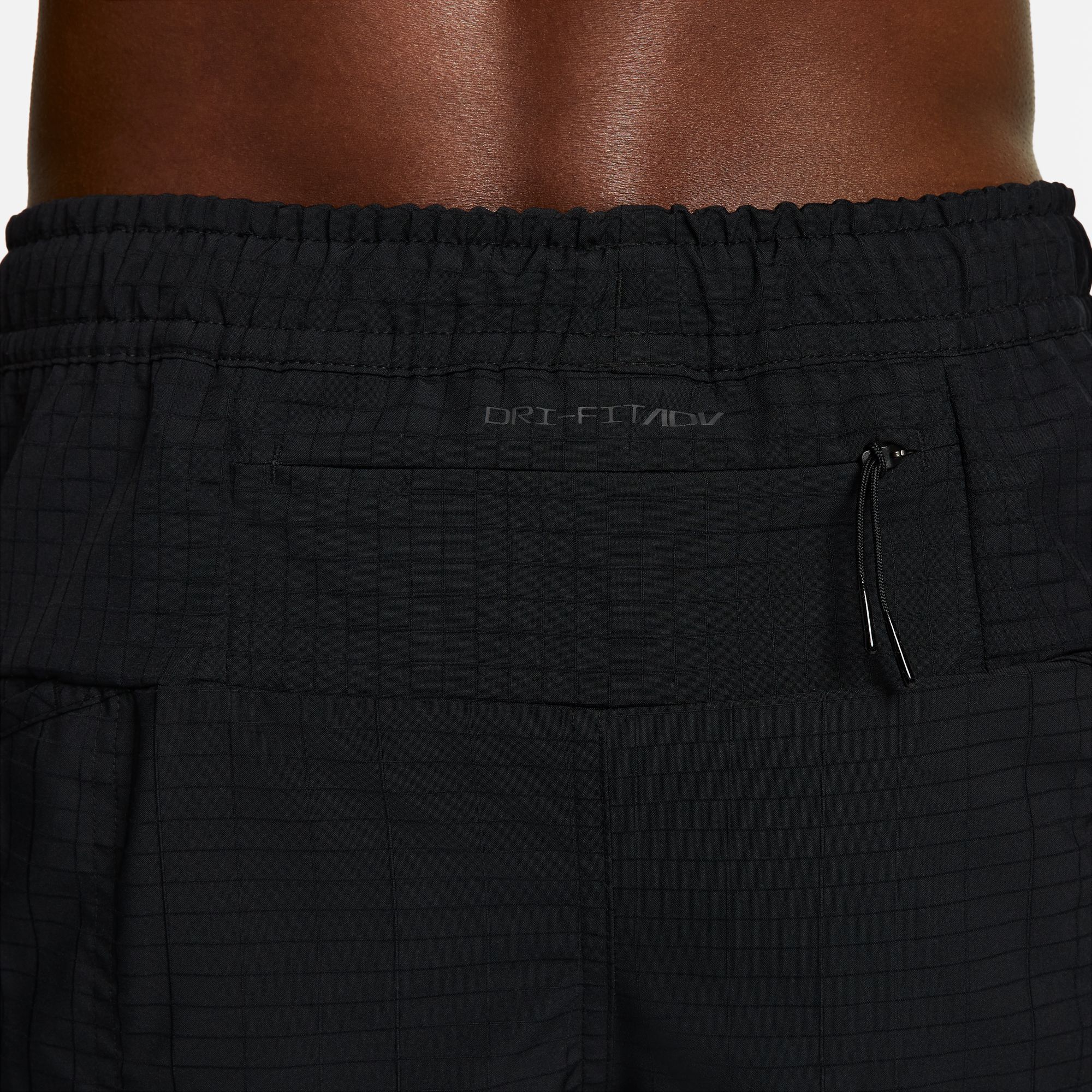 Nike Dri-Fit ADV Axis Performance Solutions Training Erkek Şort