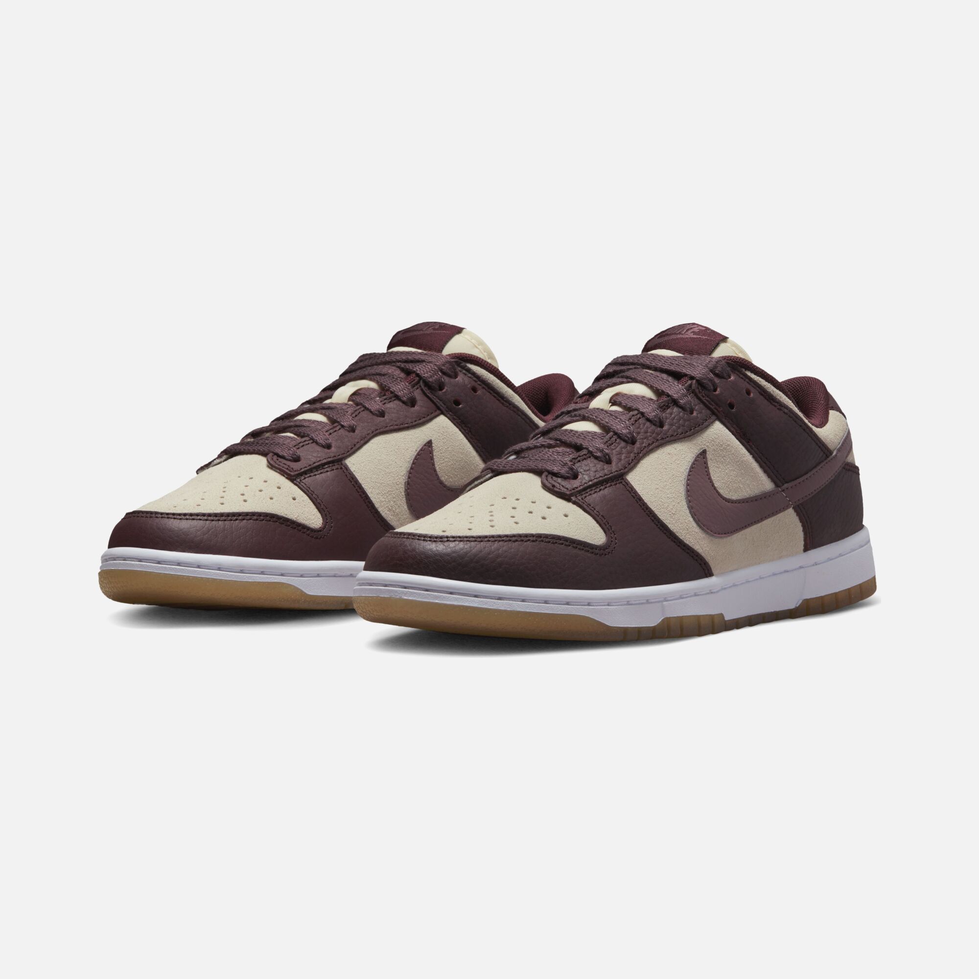 Nike Dunk Low ''Plum Eclipse'' Kadın Spor Ayakkabı