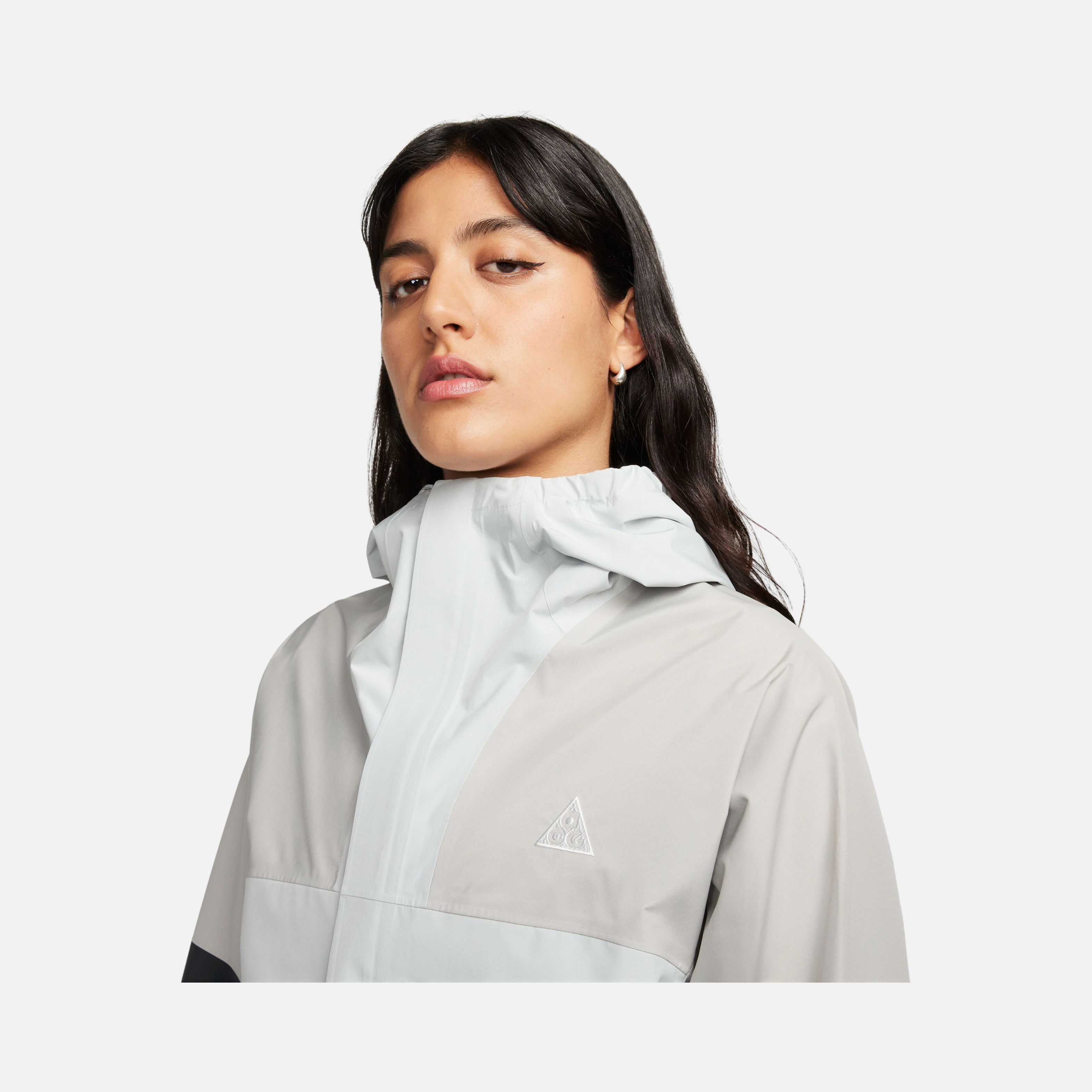 Nike Sportswear ACG Storm-Fit "Cascade Rains" Full-Zip Hoodie Kadın Ceket