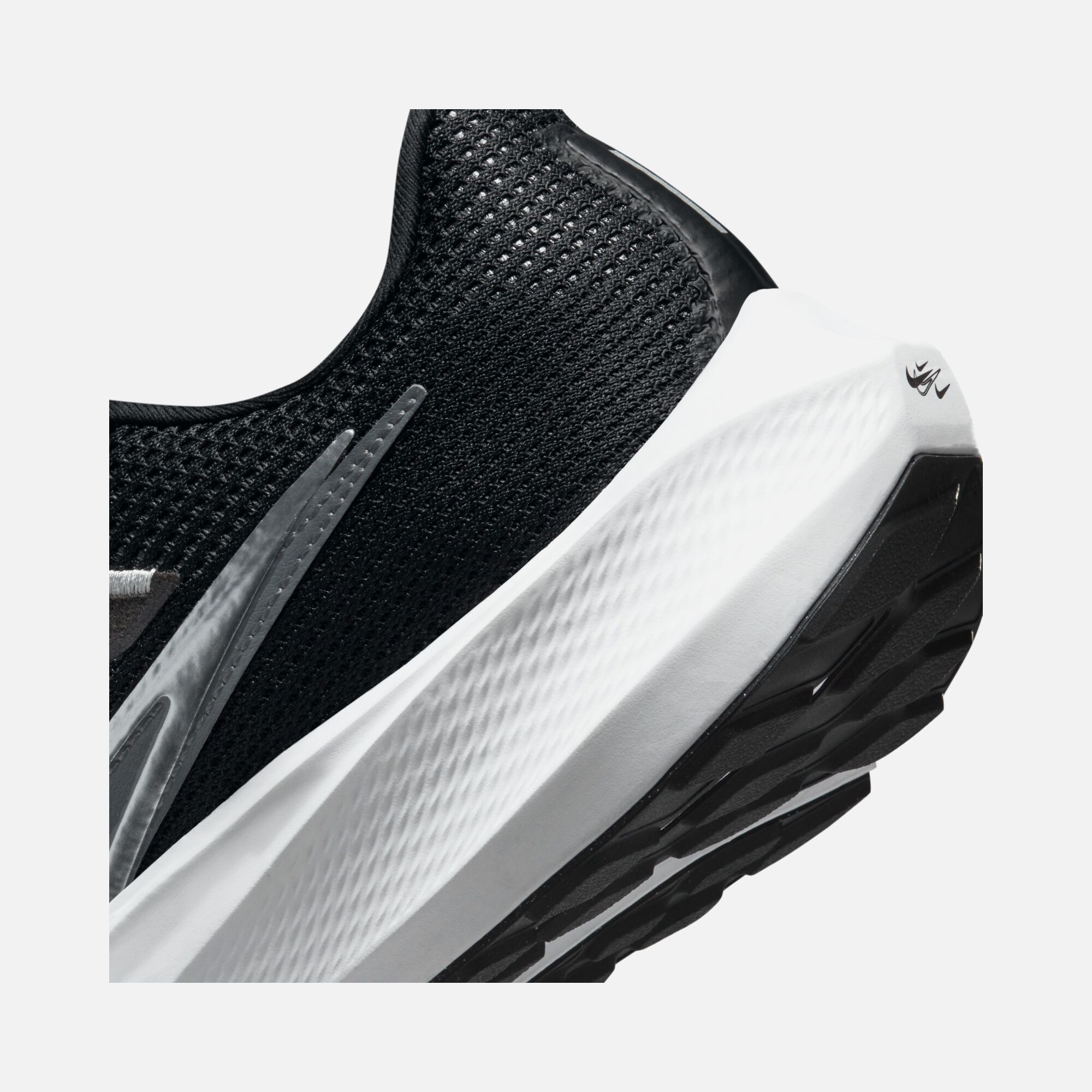 Nike Pegasus 40 Premium Road Running Erkek Spor Ayakkabı