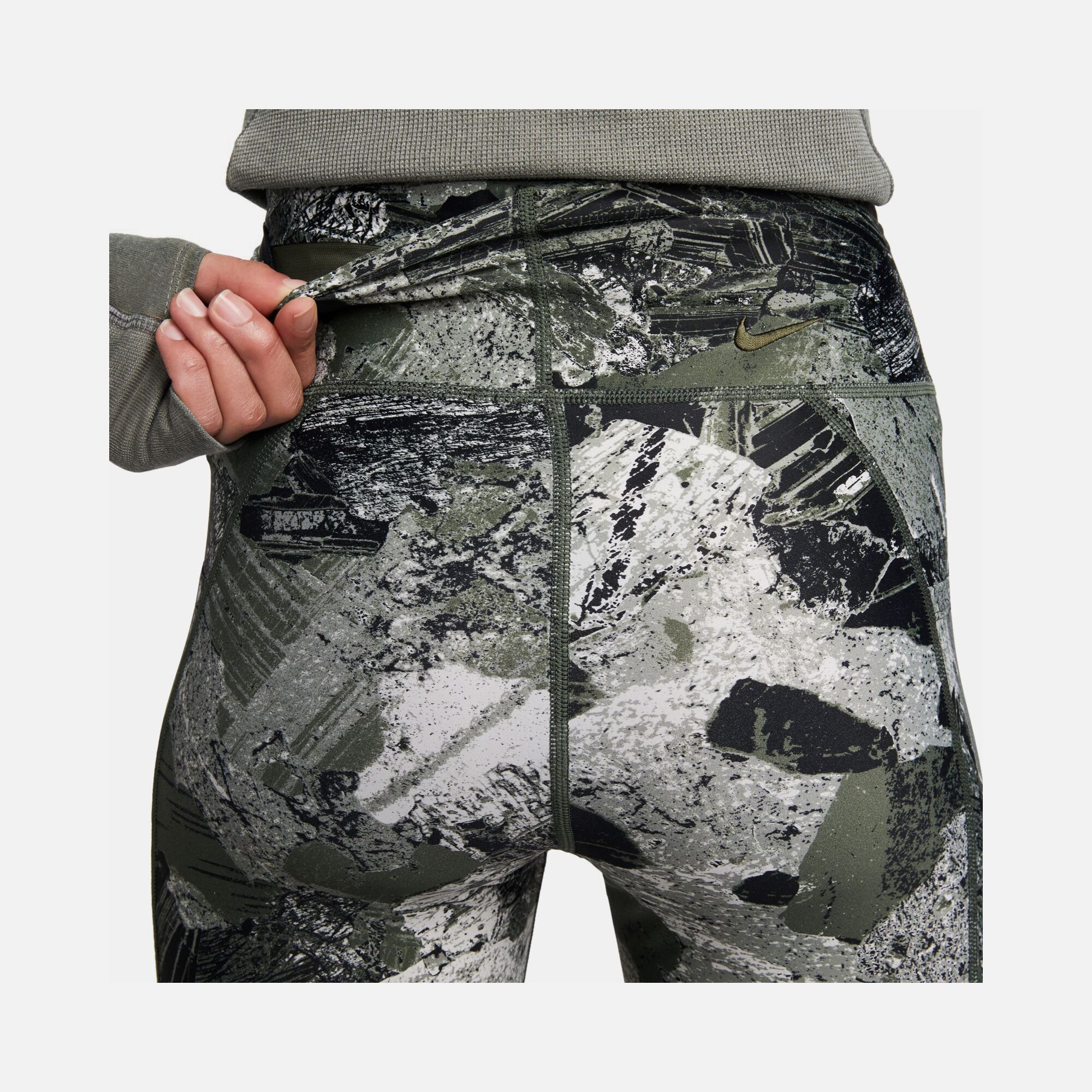 Nike Dri-Fit ADV ACG "New Sands" All-Over Print Kadın Tayt