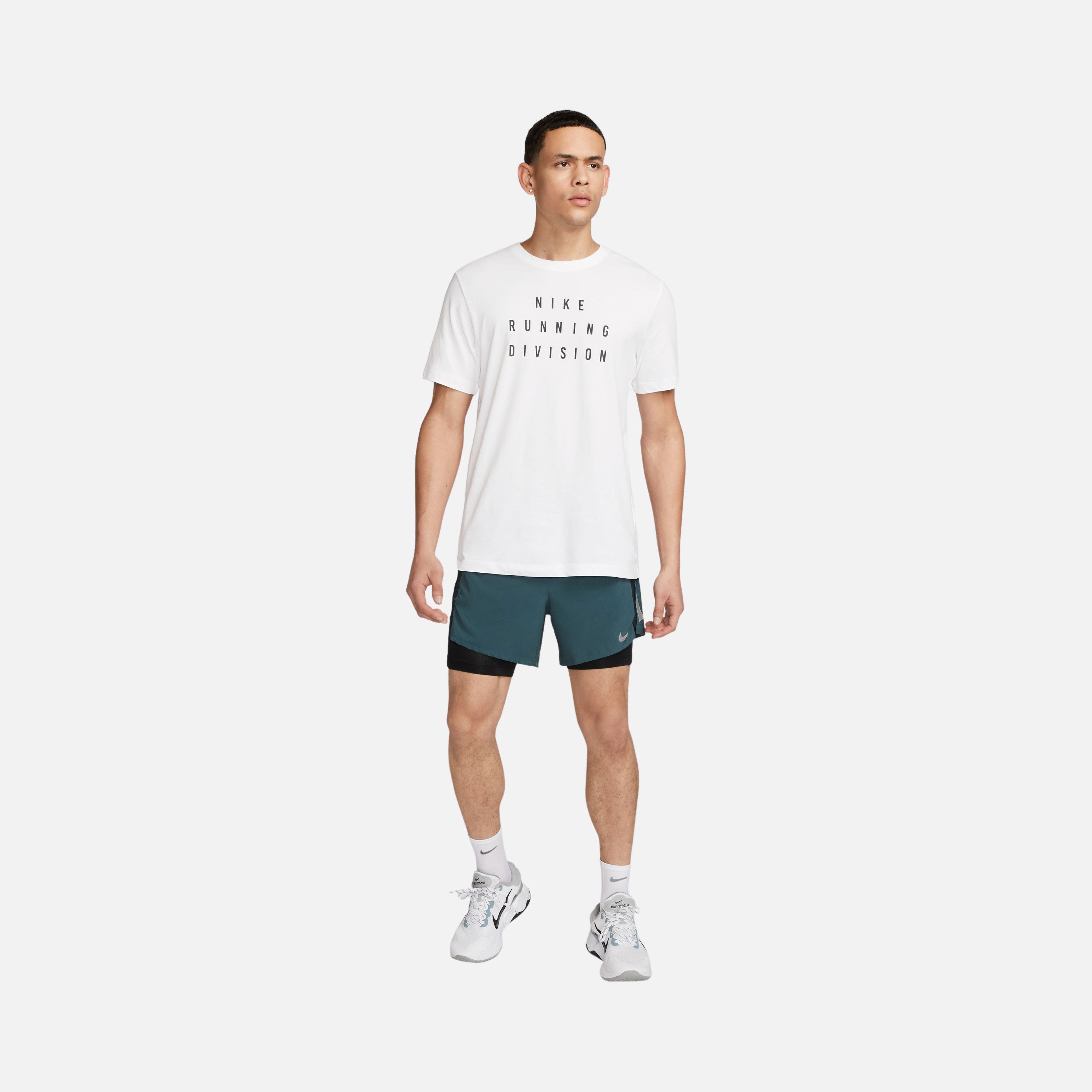 Nike Dri-Fit Run Division Hybrid Stride 8'' 2-In-1 Running Erkek Şort