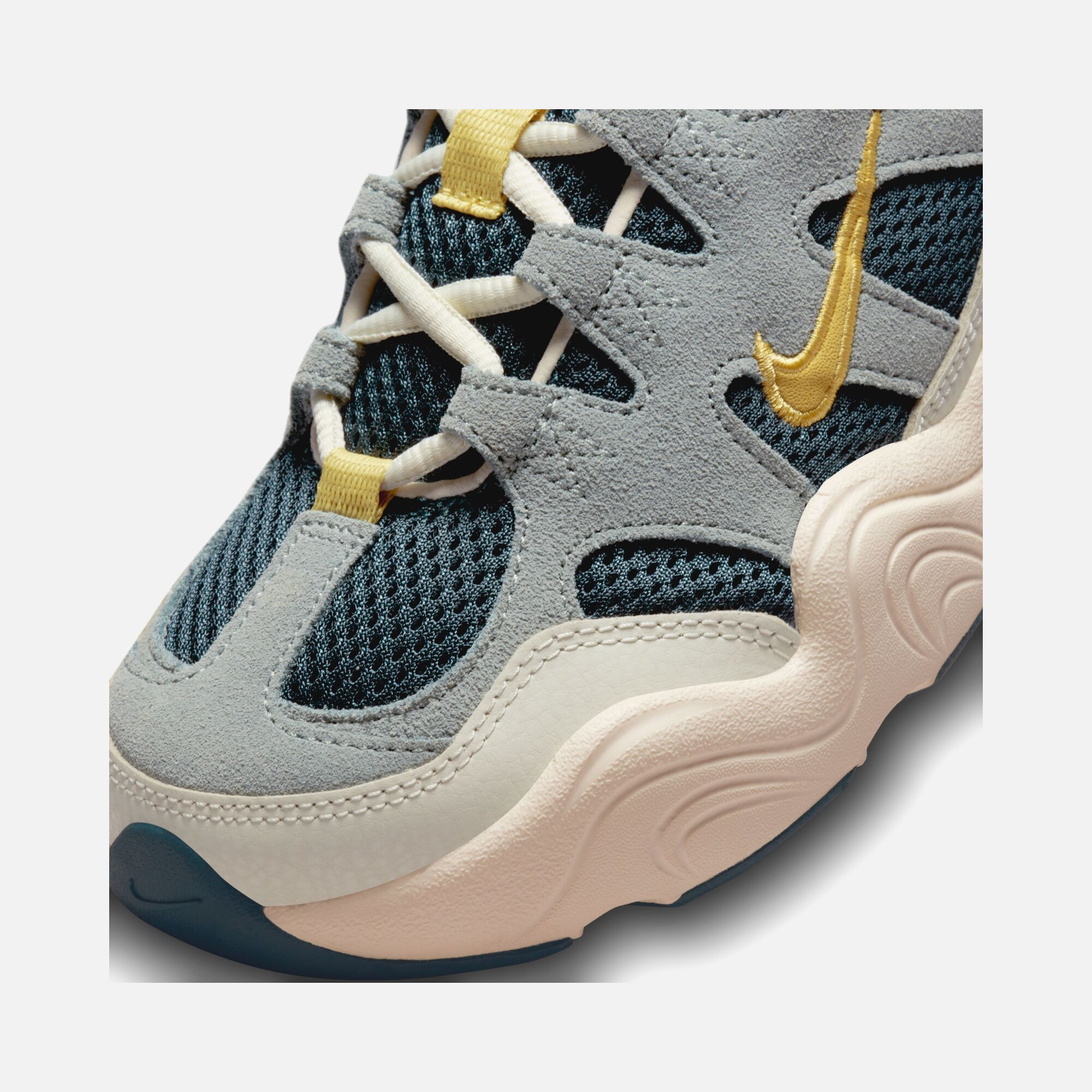 Nike Sportswear Tech Hera Kadın Spor Ayakkabı