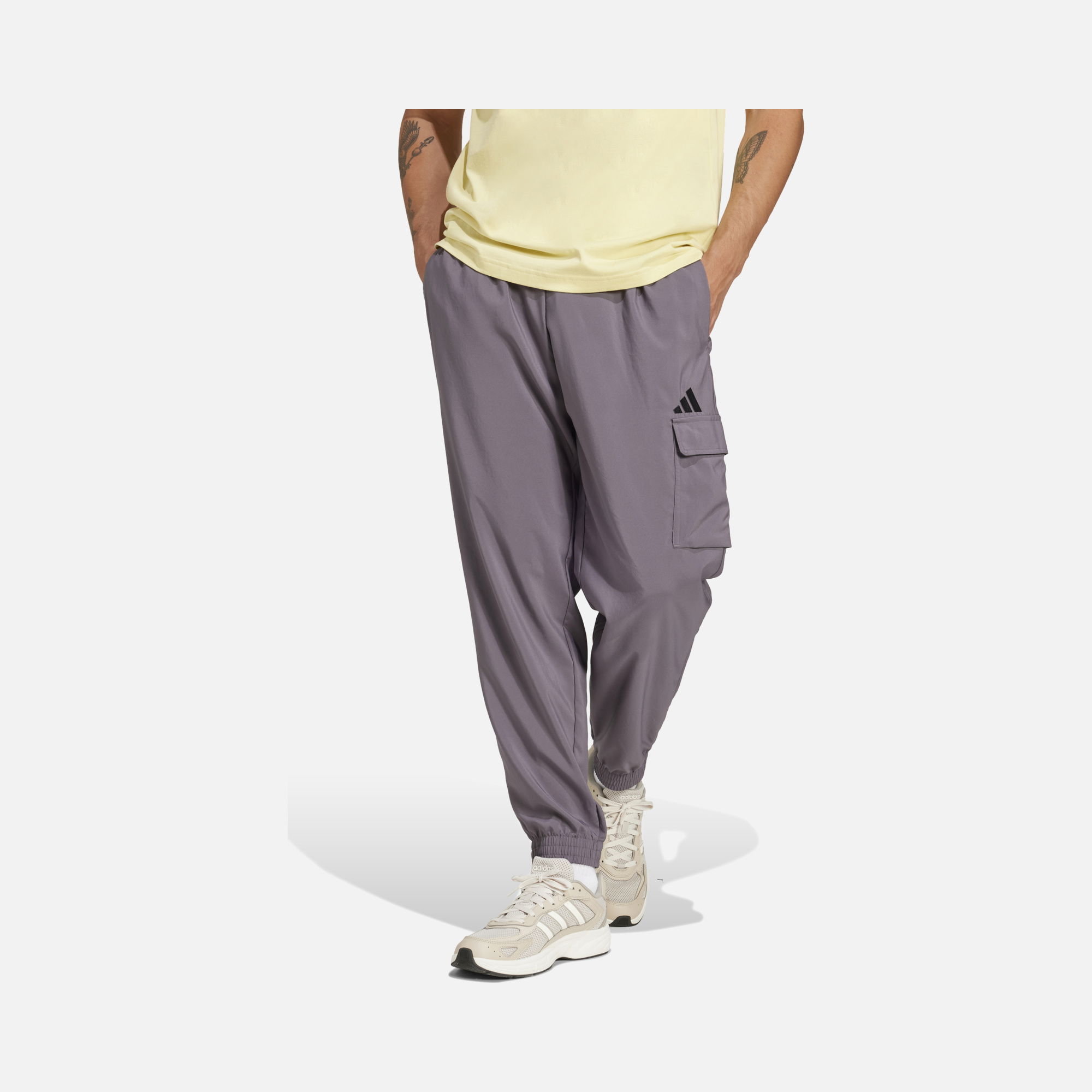 adidas Sportswear Essentials Embroidered Small Logo Cargo Erkek Pantolon