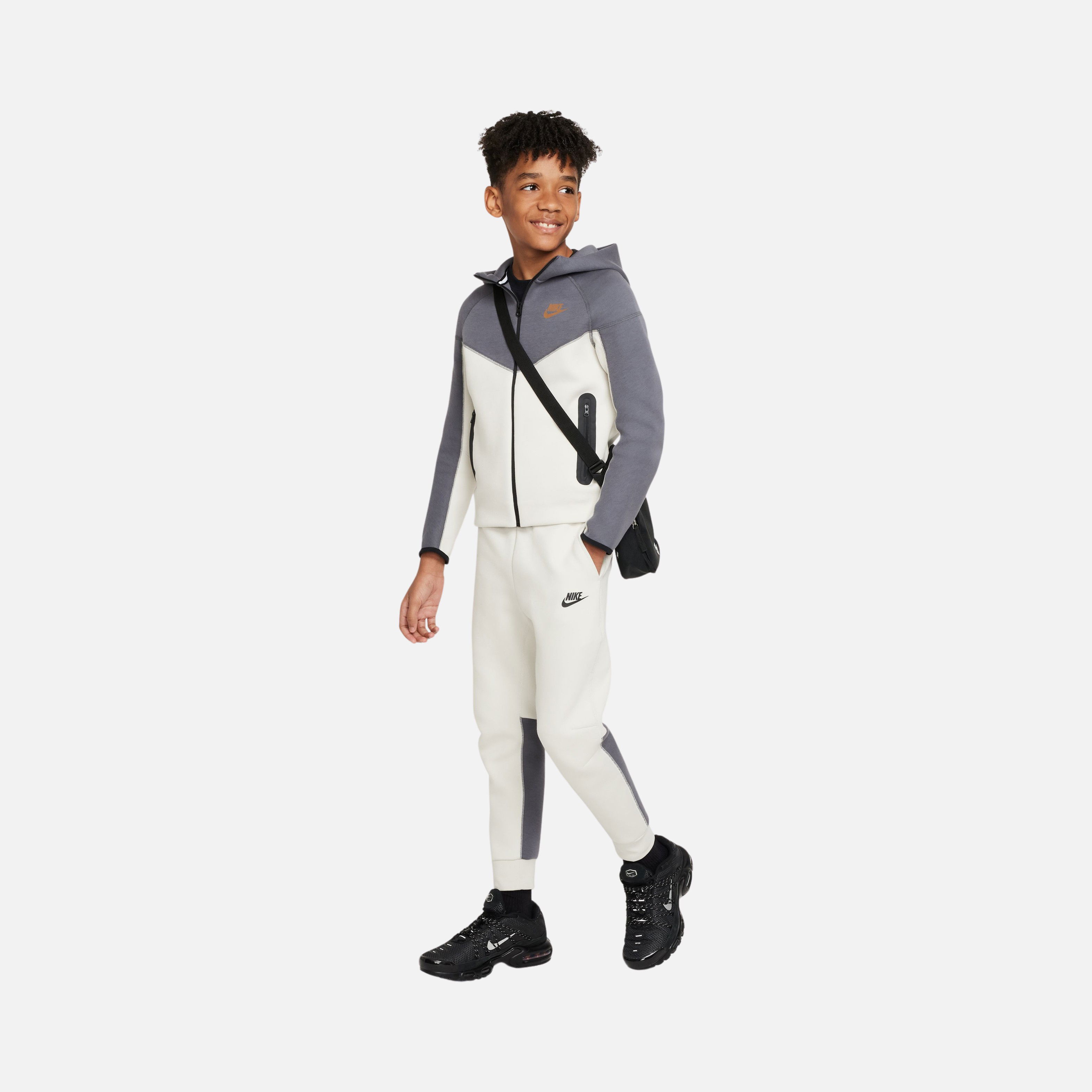 Nike Sportswear Tech Fleece FW24 (Boys') Çocuk Eşofman Altı