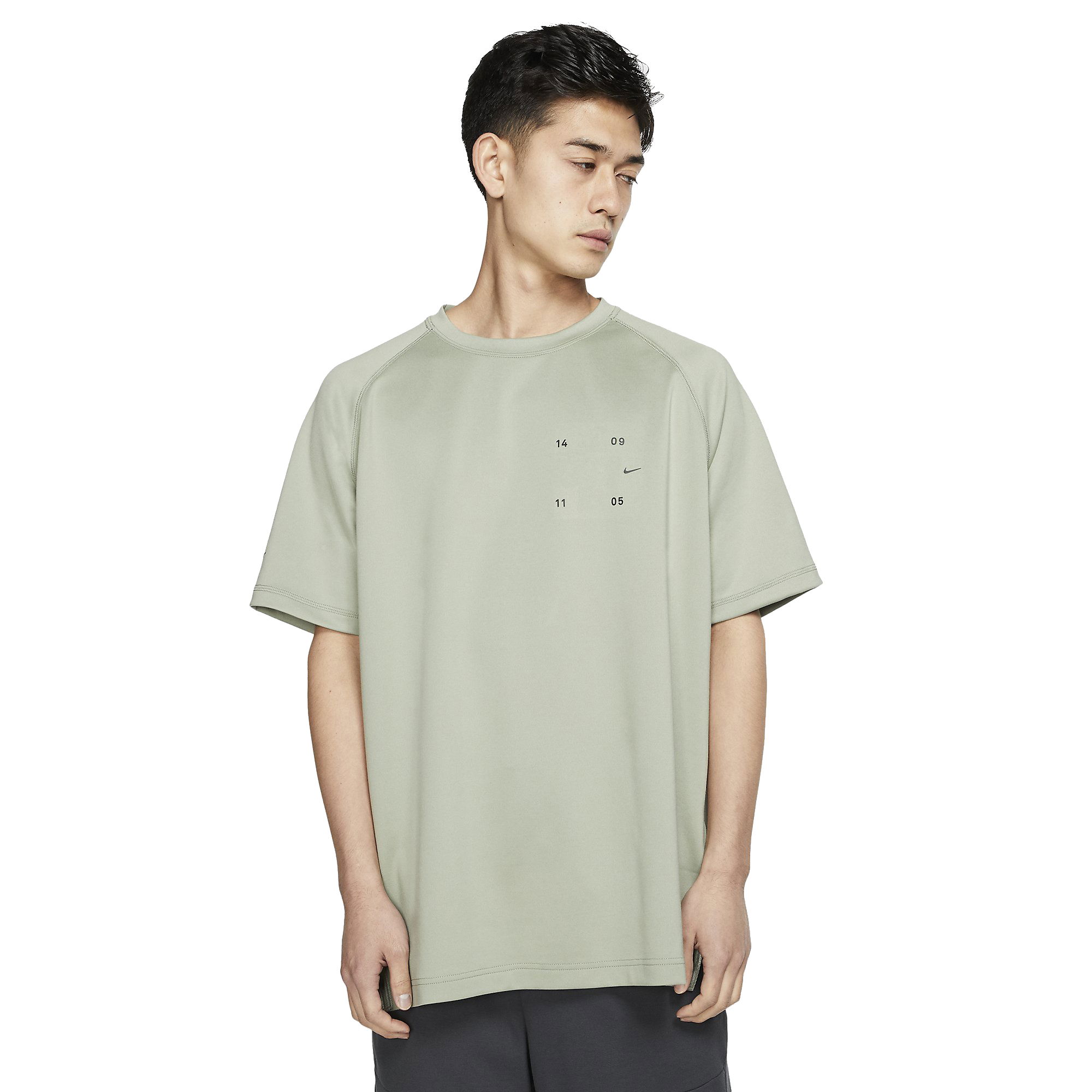Nike Sportswear Tech Pack Short-Sleeve Top Erkek Tişört