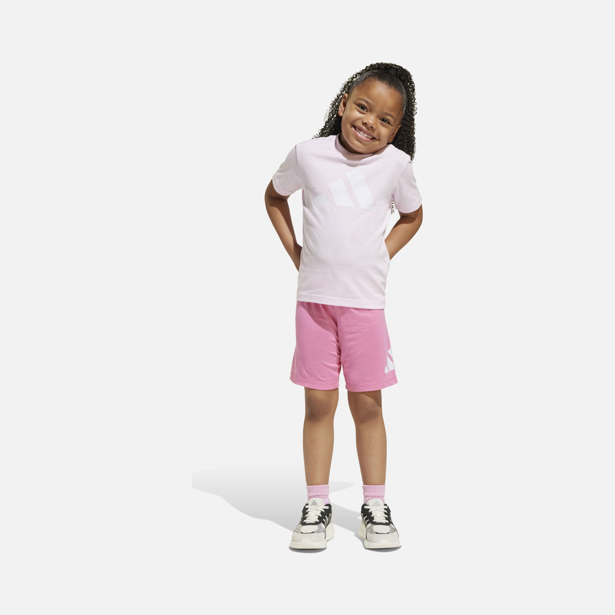 adidas Sportswear Essentials Big 3 Bar Logo Graphic Short-Sleeve Tişört&Şort Çocuk Takım