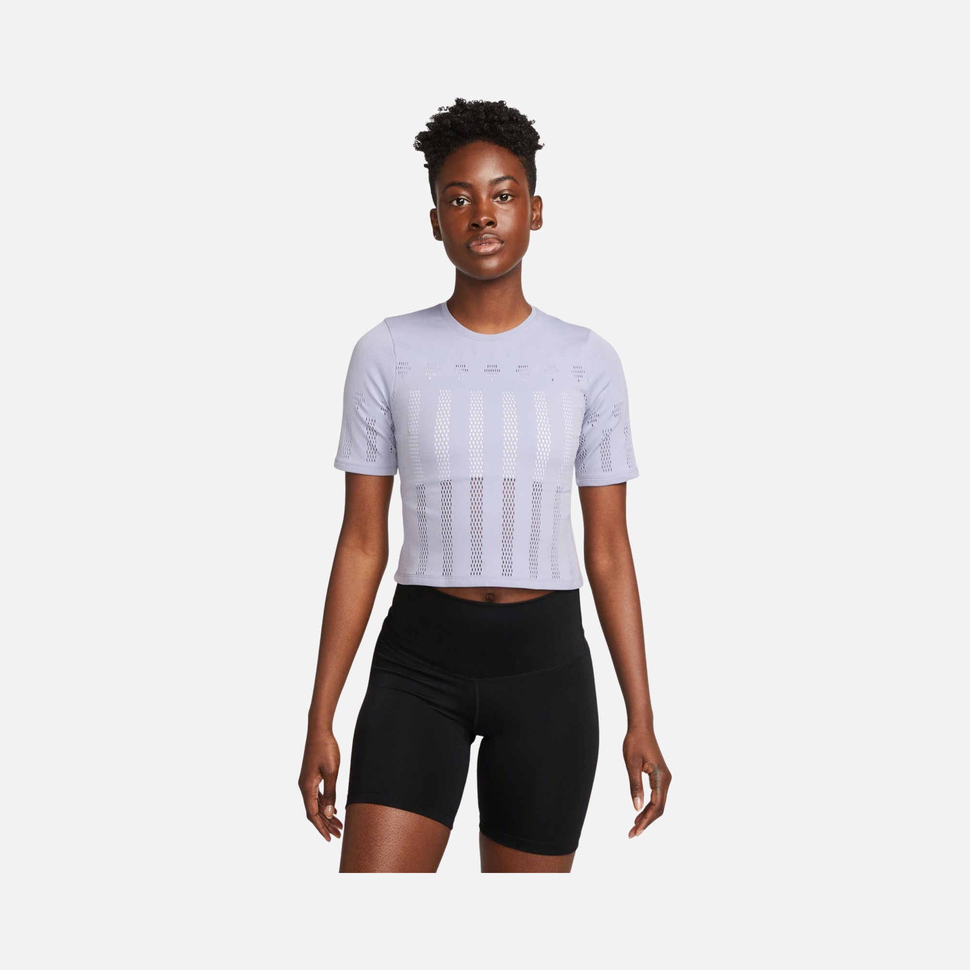 Nike Yoga Dri-Fit ADV Luxe Crop Short-Sleeve Kadın Tişört