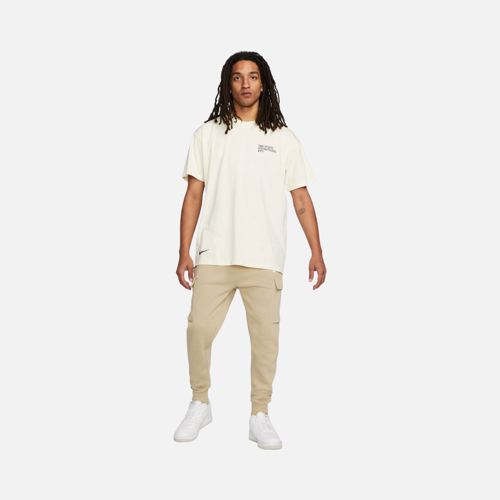 Nike Sportswear Circa Graphic Short-Sleeve Erkek Tişört