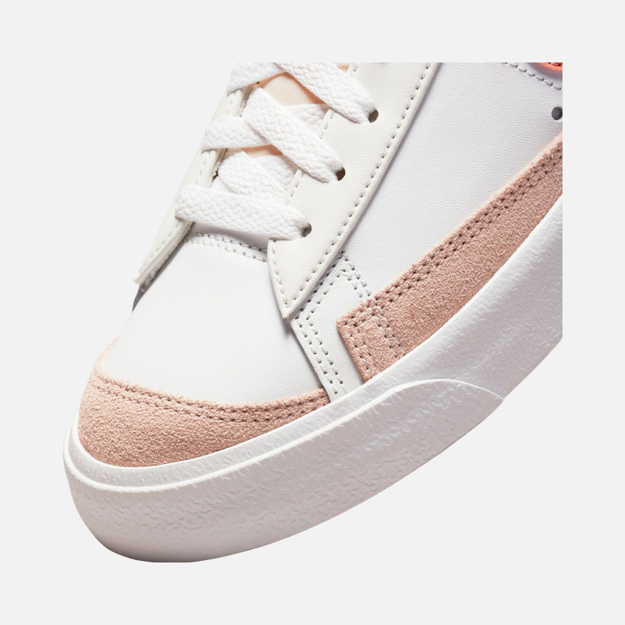 Nike Blazer Mid 77 Lea MN Kadın Spor Ayakkabı