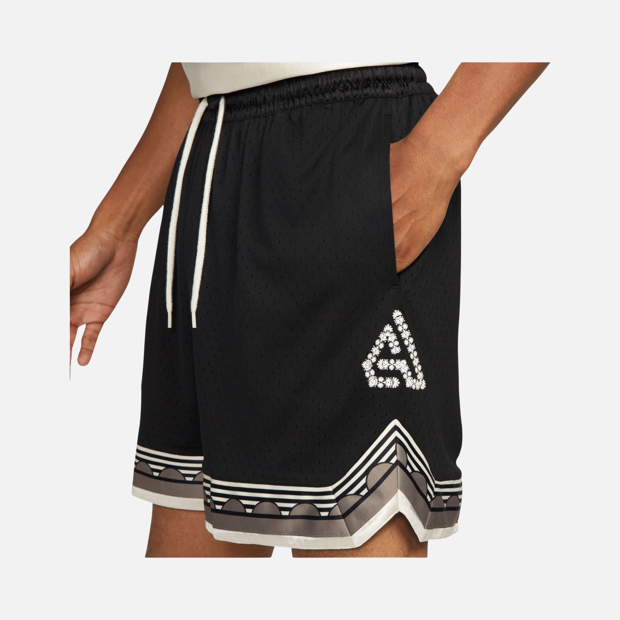 Nike Dri-Fit Giannis Mesh 6" Basketball Erkek Şort