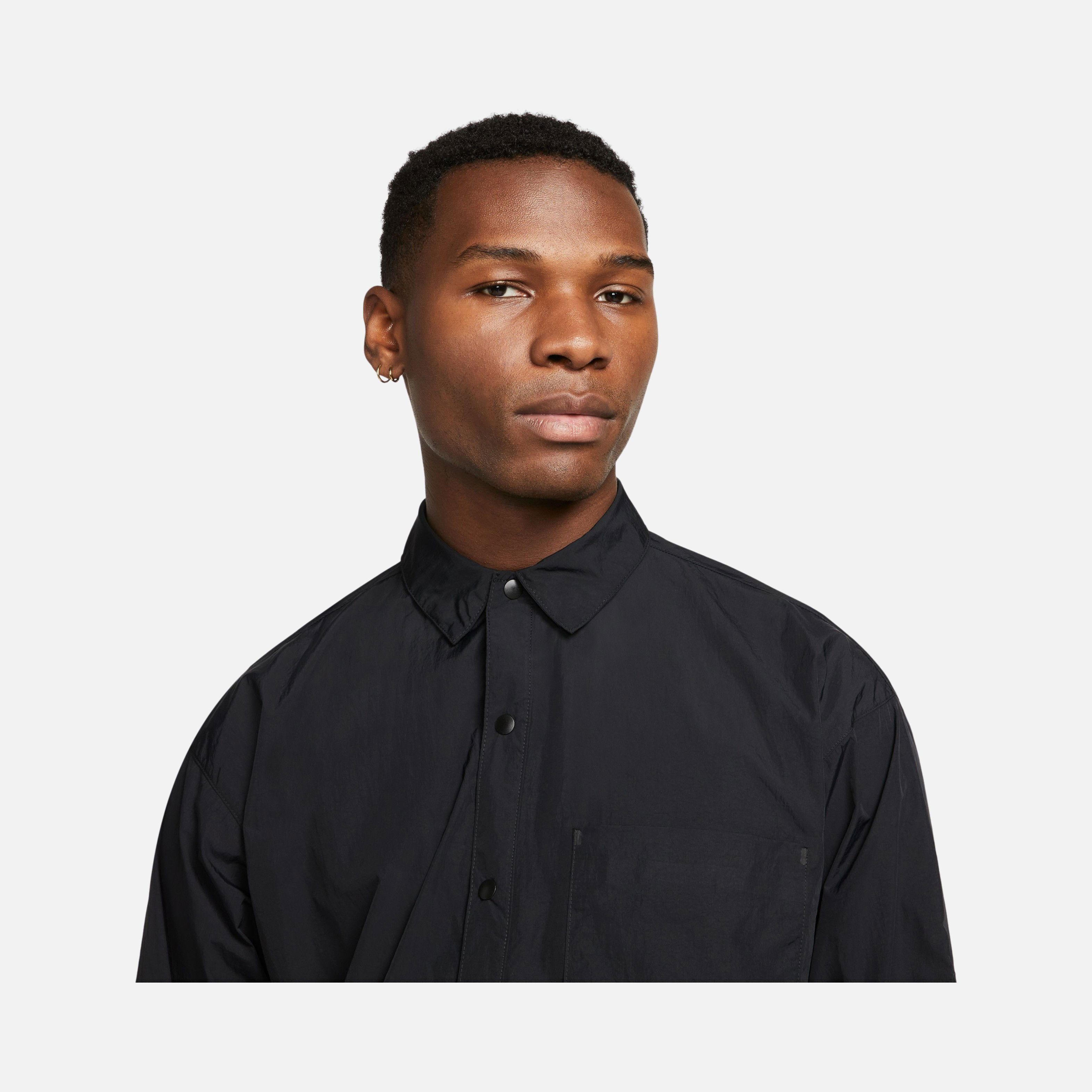 Nike Sportswear Tech Pack Woven Full-Snap Long-Sleeve Erkek Gömlek