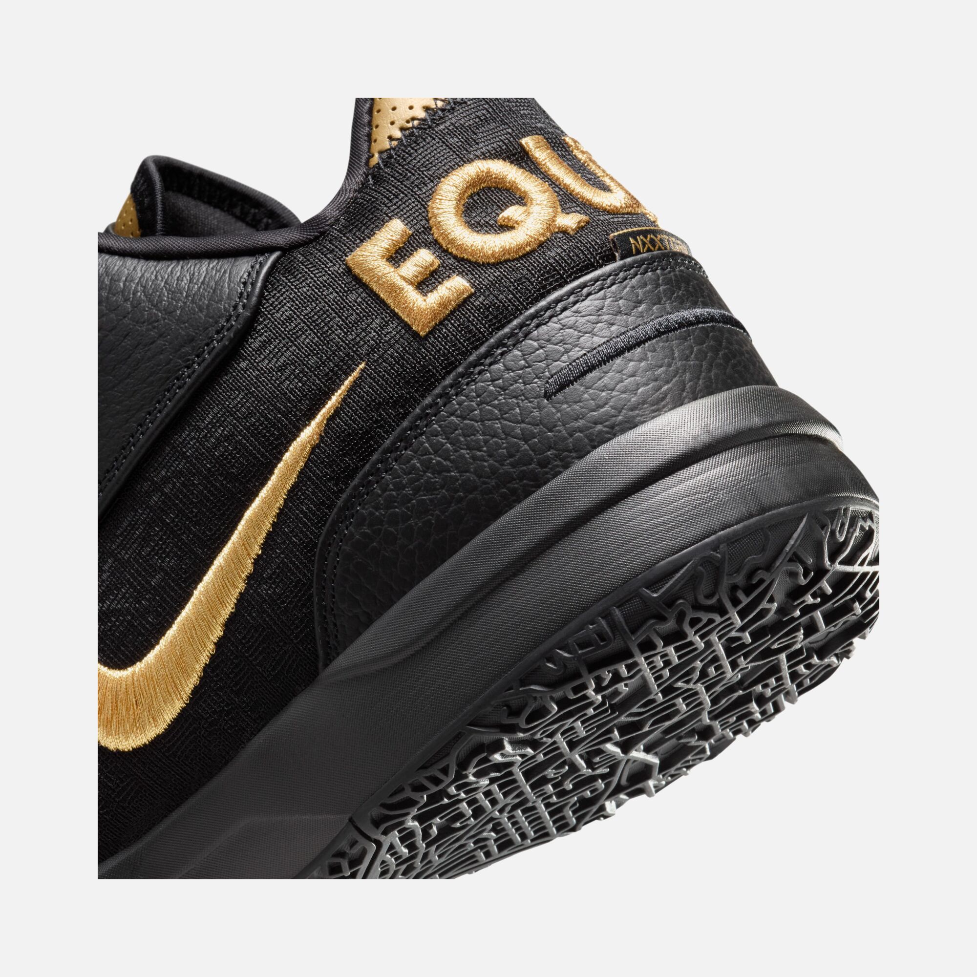 Nike LeBron James NXXT Gen AMPD Erkek Basketbol Ayakkabısı