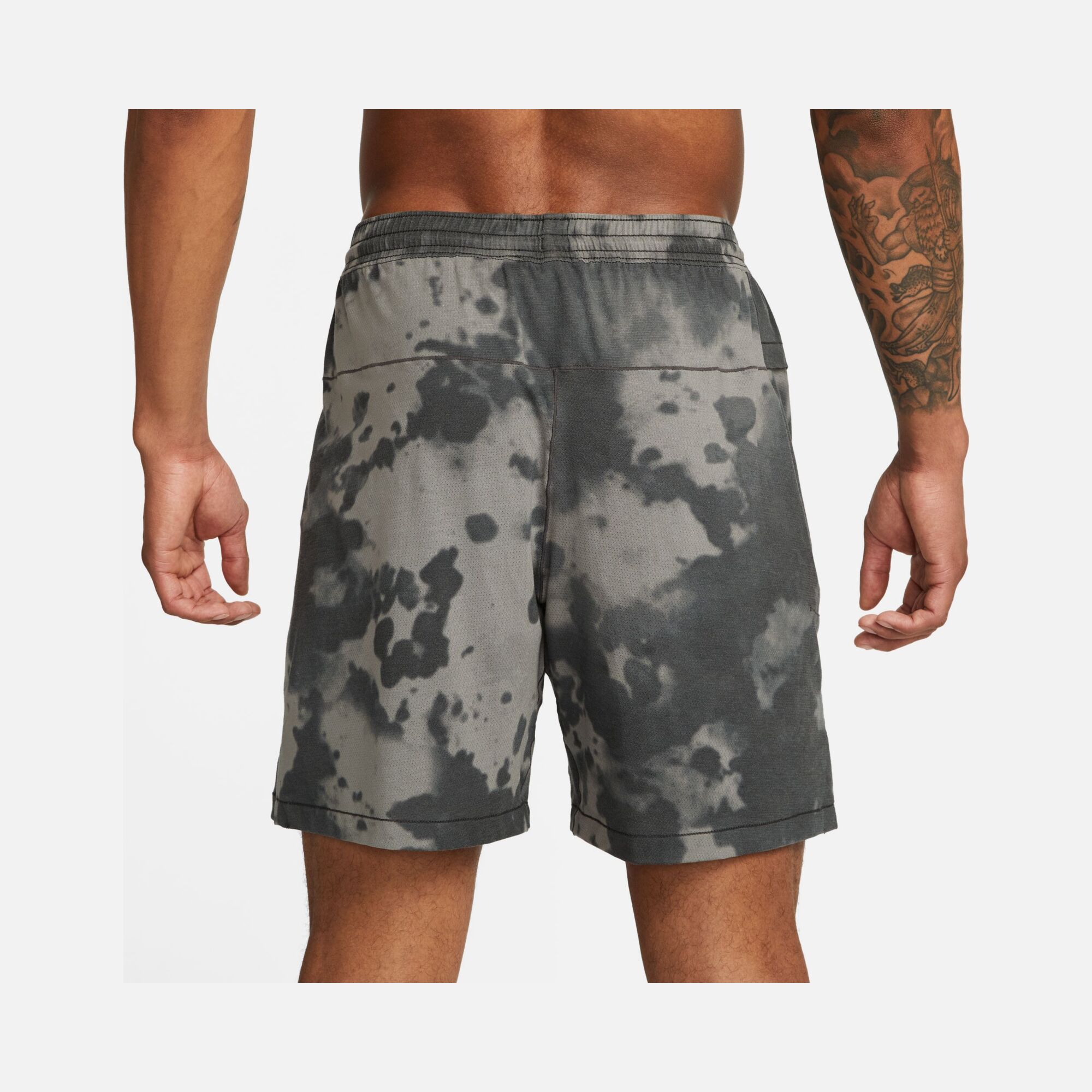 Nike Yoga Dri-Fit Allover Print Erkek Şort